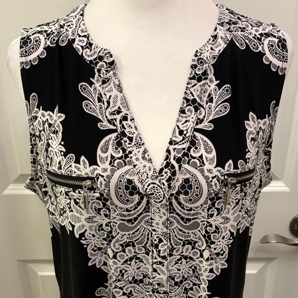 INC International Concepts Black and White Paisley Sleeveless Blouse Large - Picture 2 of 15